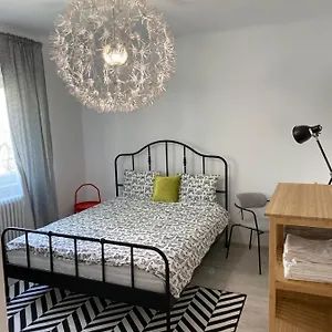 Clucerului 4 Apartament Bucureşti